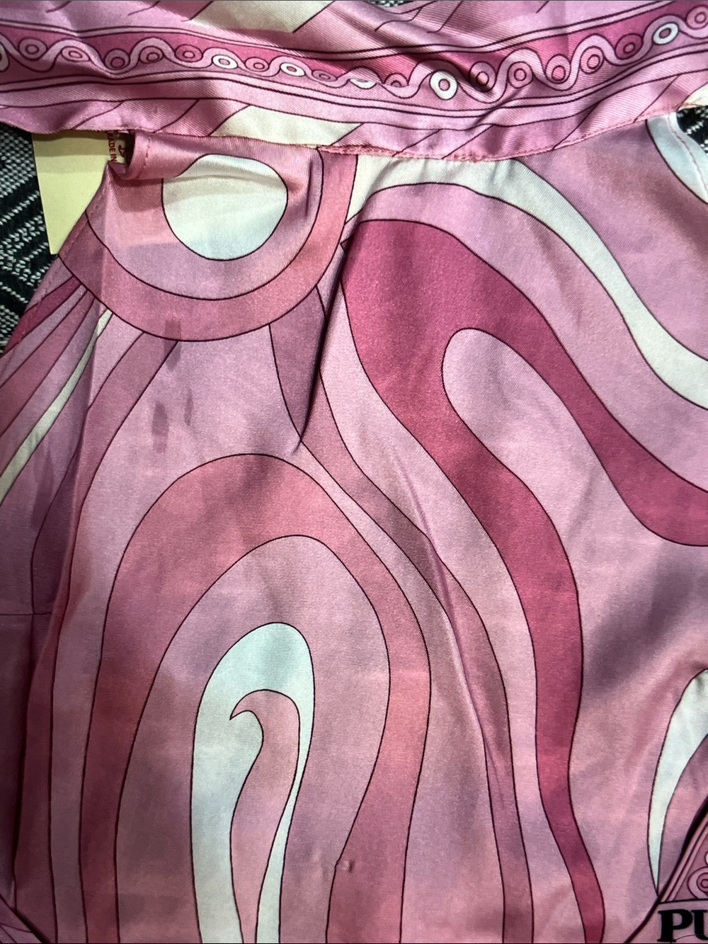 Emilio Pucci Pink & Cream Abstract Halter Tank - Picture 2 of 9